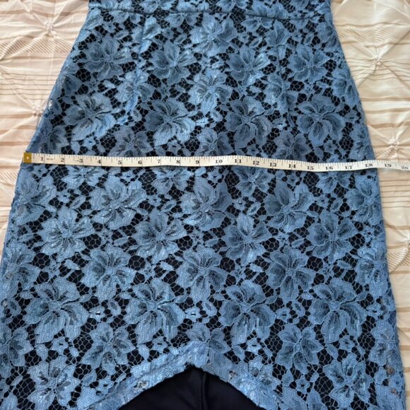 Enfocus Studio Blue lace Tulip Hem halter min dress, Size 6 - Picture 5 of 9